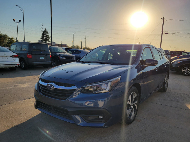 Used 2022 Subaru Legacy Premium AWD/4WD image 3