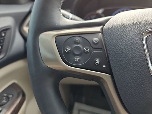 Used 2023 GMC Acadia Denali FWD image 23