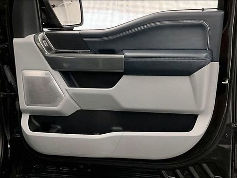 Used 2022 Ford F150 Limited image 21