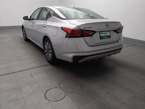 Used 2024 Nissan Altima 2.5 SV image 6