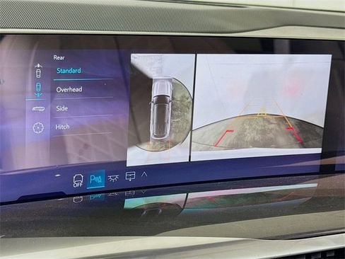 New 2025 Cadillac Escalade IQ Luxury 1 w/ Smart Trailering package image 9