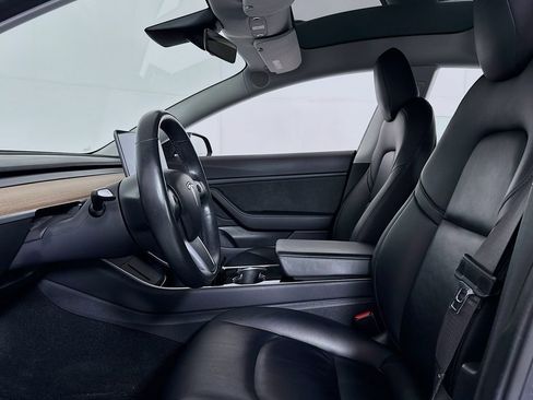 Used 2018 Tesla Model 3 Long Range image 11