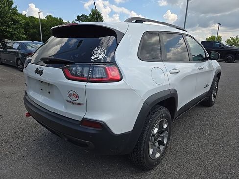 Used 2019 Jeep Cherokee Trailhawk w/ Cold Weather Group AWD/4WD image 7