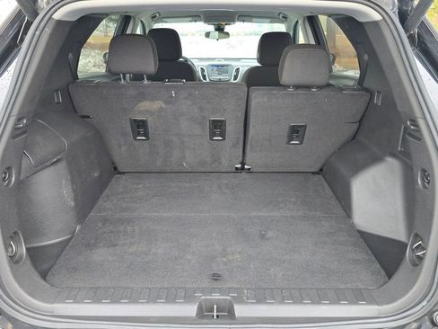 Used 2022 Chevrolet Equinox LT image 12