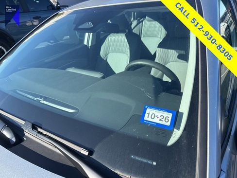 Used 2025 Toyota Camry LE image 13