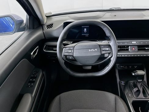 Used 2025 Kia K4 FWD image 18