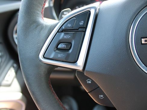 Used 2022 Chevrolet Camaro ZL1 RWD image 22