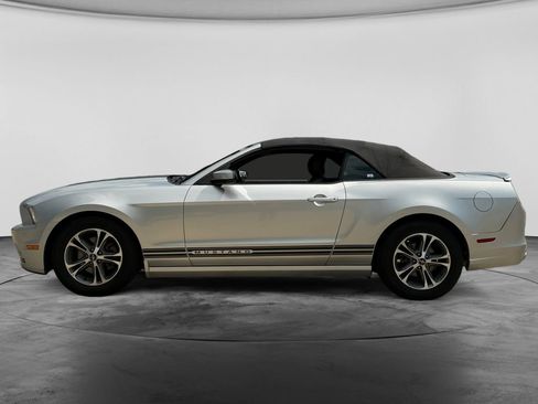 Used 2014 Ford Mustang Premium w/ Comfort Package RWD image 6