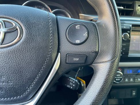 Used 2014 Toyota Corolla S Premium image 14