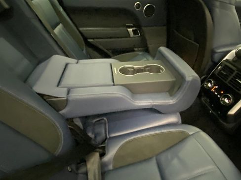 Used 2019 Land Rover Range Rover Sport Supercharged image 42