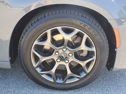 Used 2017 Chrysler 300 S AWD/4WD image 5