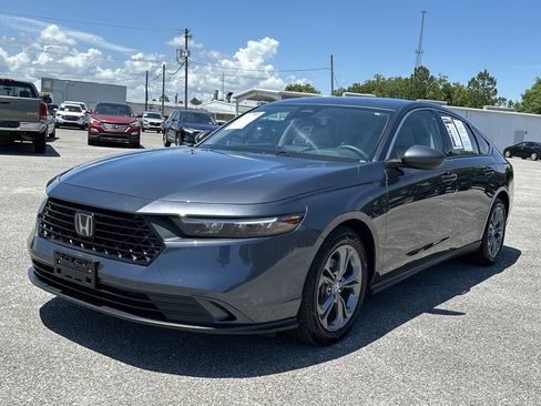 Used 2024 Honda Accord EX image 4