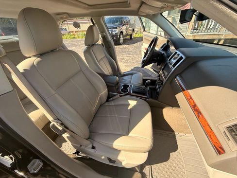 Used 2008 Chrysler 300 Limited RWD image 14