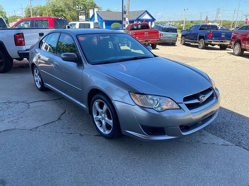 Used 2009 Subaru Legacy 2.5i Special Edition AWD/4WD image 6
