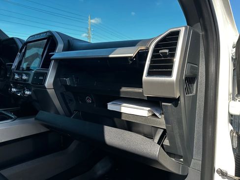 Used 2022 Ford F250 Platinum w/ FX4 Off-Road Package image 40