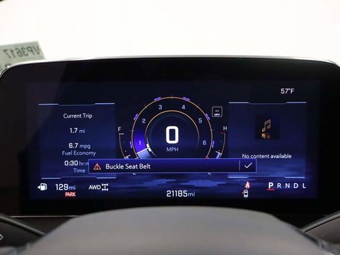 Used 2025 Chevrolet Traverse LT w/ Midnight/Sport Edition image 7