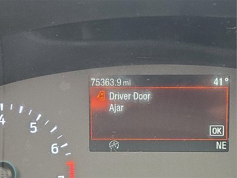 Used 2022 Ford Escape SE image 21