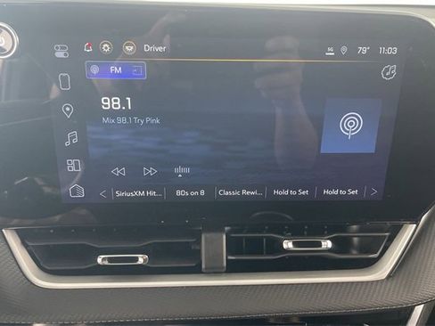 Used 2025 Chevrolet Equinox LT w/ Safety and Technology Package image 38