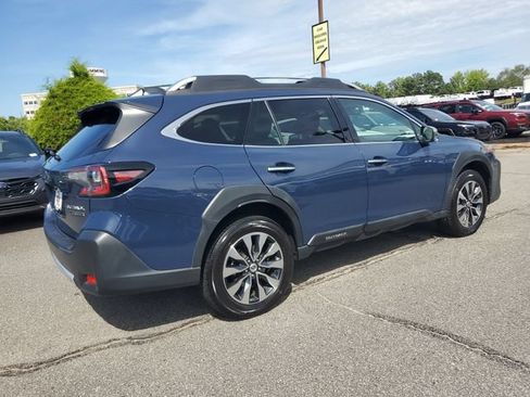 Certified 2023 Subaru Outback Touring XT AWD/4WD image 7