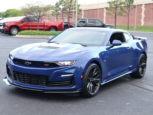Used 2023 Chevrolet Camaro SS RWD image 27