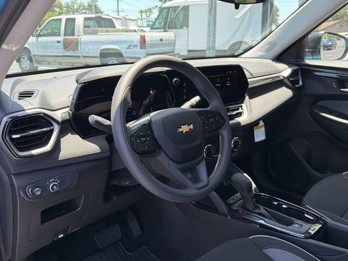 New 2026 Chevrolet TrailBlazer LS w/ LS Convenience Package FWD image 21