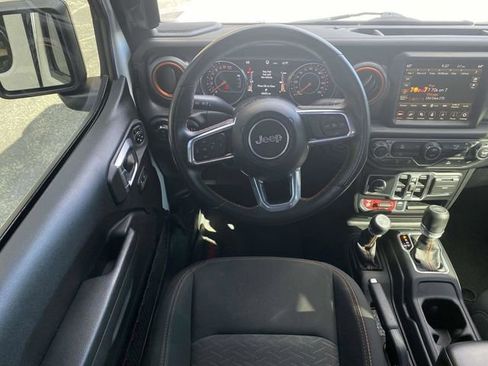 Used 2023 Jeep Gladiator Mojave w/ Trailer Tow Package image 13