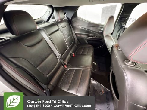 Used 2023 Chevrolet Bolt EUV Premier w/ Redline Edition image 16