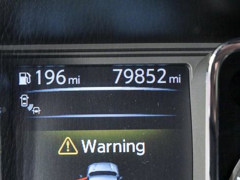 Used 2018 Nissan Titan PRO-4X w/ Pro-4x Convenience Package image 8