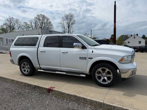 Used 2017 RAM 1500 Laramie w/ Convenience Group image 5