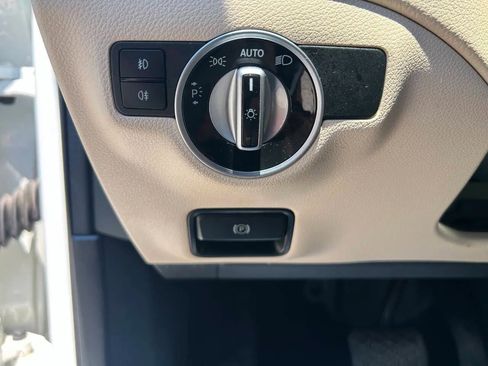 Used 2020 Mercedes-Benz GLA 250 4MATIC image 20