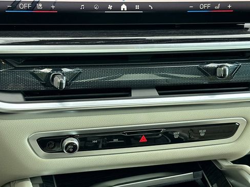 New 2026 BMW X6 xDrive40i image 24