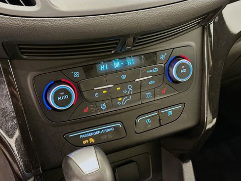 Used 2018 Ford Escape SEL w/ SEL Sport Appearance Package image 24