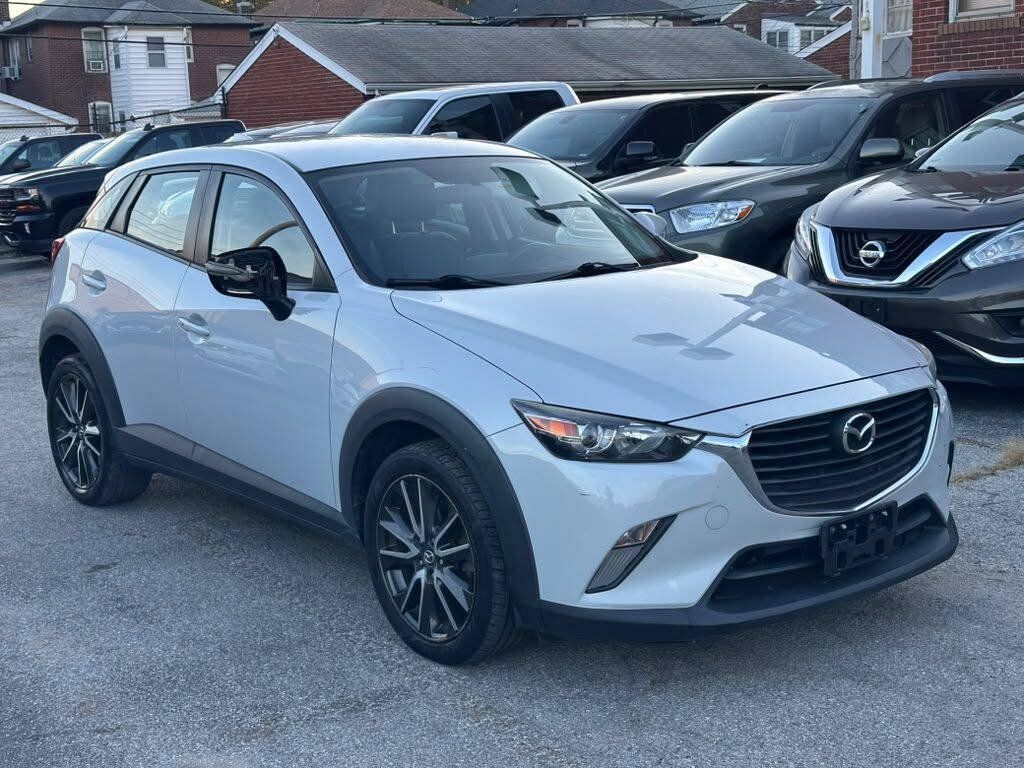 Used 2017 MAZDA CX-3 Touring FWD image 3
