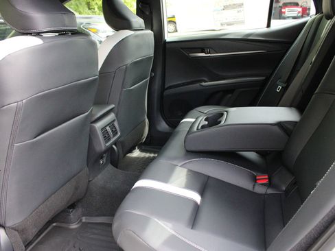 New 2026 Toyota Camry SE FWD image 19