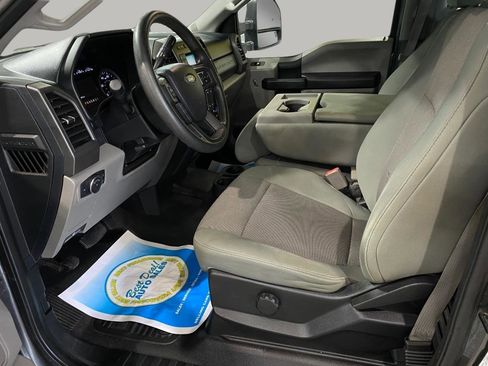Used 2019 Ford F250 XL w/ STX Appearance Package AWD/4WD image 8