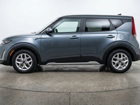 Used 2025 Kia Soul LX w/ LX Technology Package FWD image 5