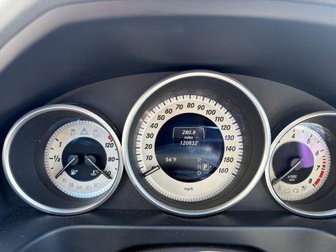 Used 2016 Mercedes-Benz E 350 4dr Sdn E 350 Sport RWD w/ Premium Package image 17