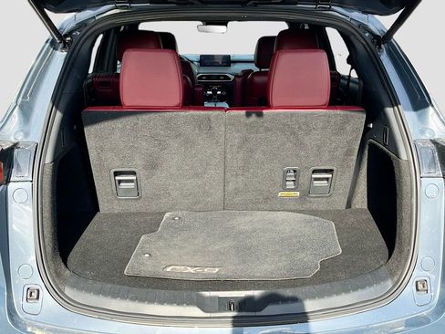Used 2023 MAZDA CX-9 Carbon Edition image 29