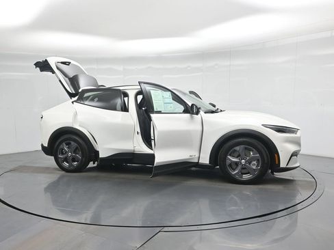 Certified 2023 Ford Mustang Mach-E Select image 34