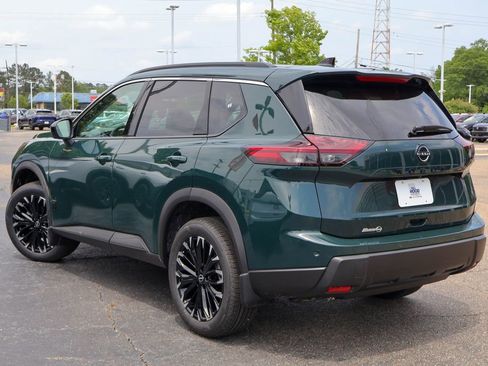 New 2026 Nissan Rogue SV FWD image 2