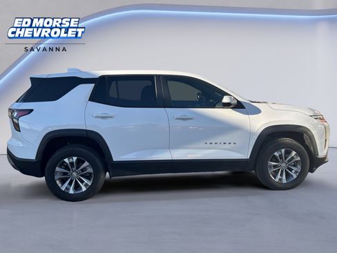 Used 2025 Chevrolet Equinox LT AWD/4WD image 6