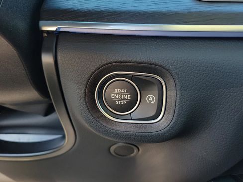 New 2026 Mercedes-Benz GLS 450 4MATIC image 21