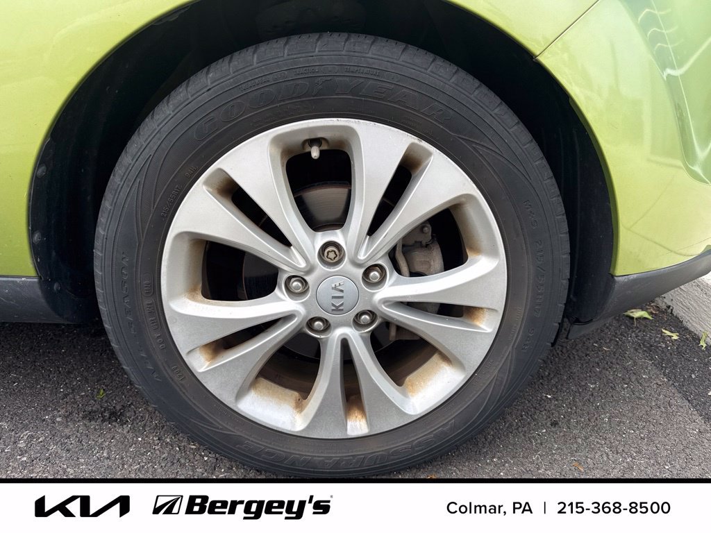 Used 2015 Kia Soul + w/ Primo Package FWD image 8