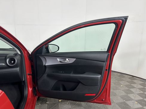 Certified 2024 Kia Forte LXS image 40