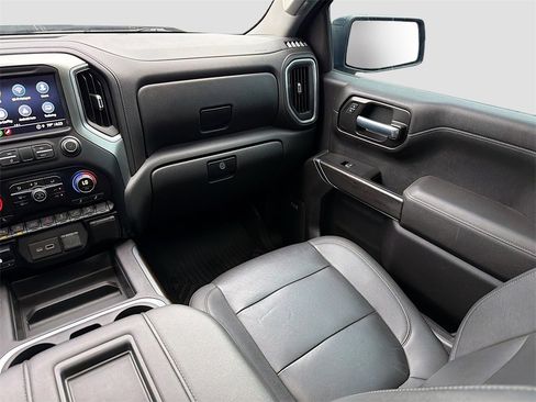 Used 2021 Chevrolet Silverado 1500 LT Trail Boss w/ Convenience Package II image 24