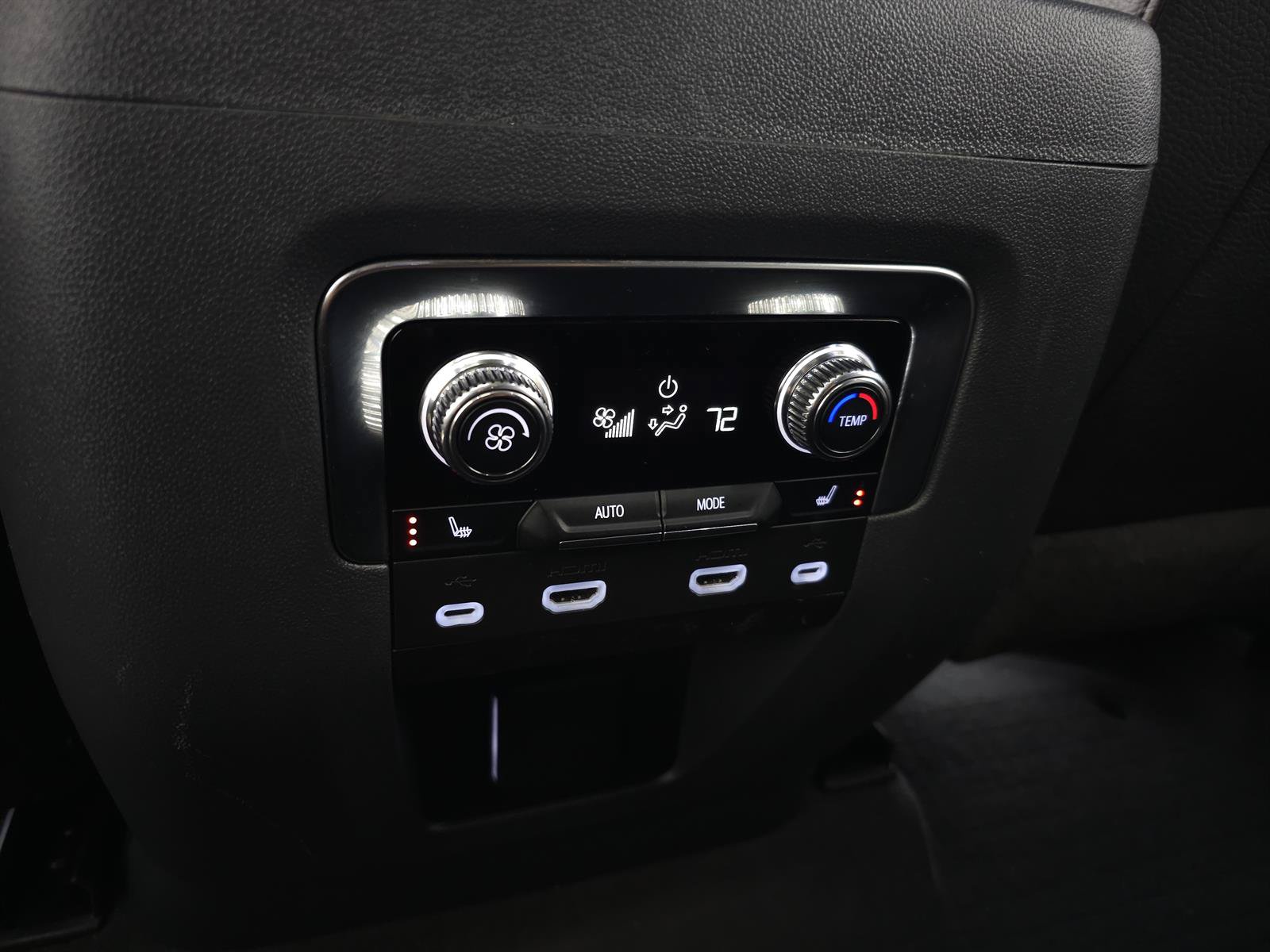 Used 2021 GMC Yukon Denali AWD/4WD image 41