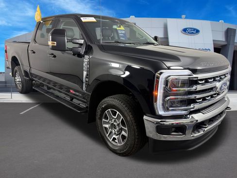 Certified 2025 Ford F350 Lariat AWD/4WD image 7