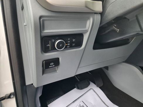 Used 2021 Ford F150 XLT AWD/4WD image 16
