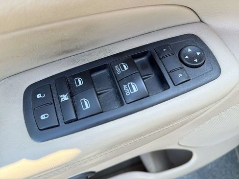 Used 2020 Jeep Grand Cherokee Limited RWD image 15