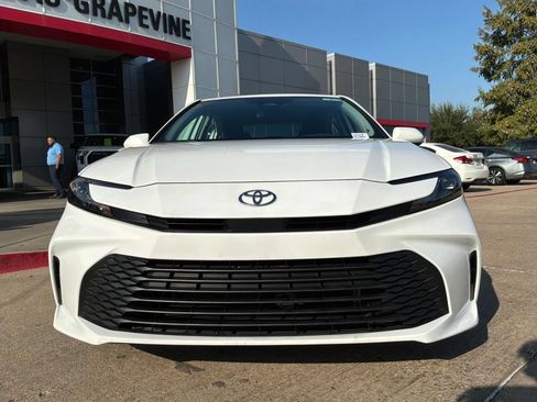 Used 2026 Toyota Camry LE FWD image 3